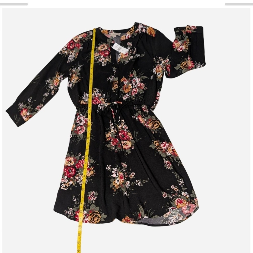 LOFT Black Floral Long Sleeve Casual Dress - Picture 4 of 7